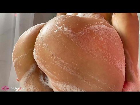 ❤️ Brunette onanerer fisse med vibrator til intens orgasme i brusebad ❤❌ Just porno at da.sayhentai.ru ☑